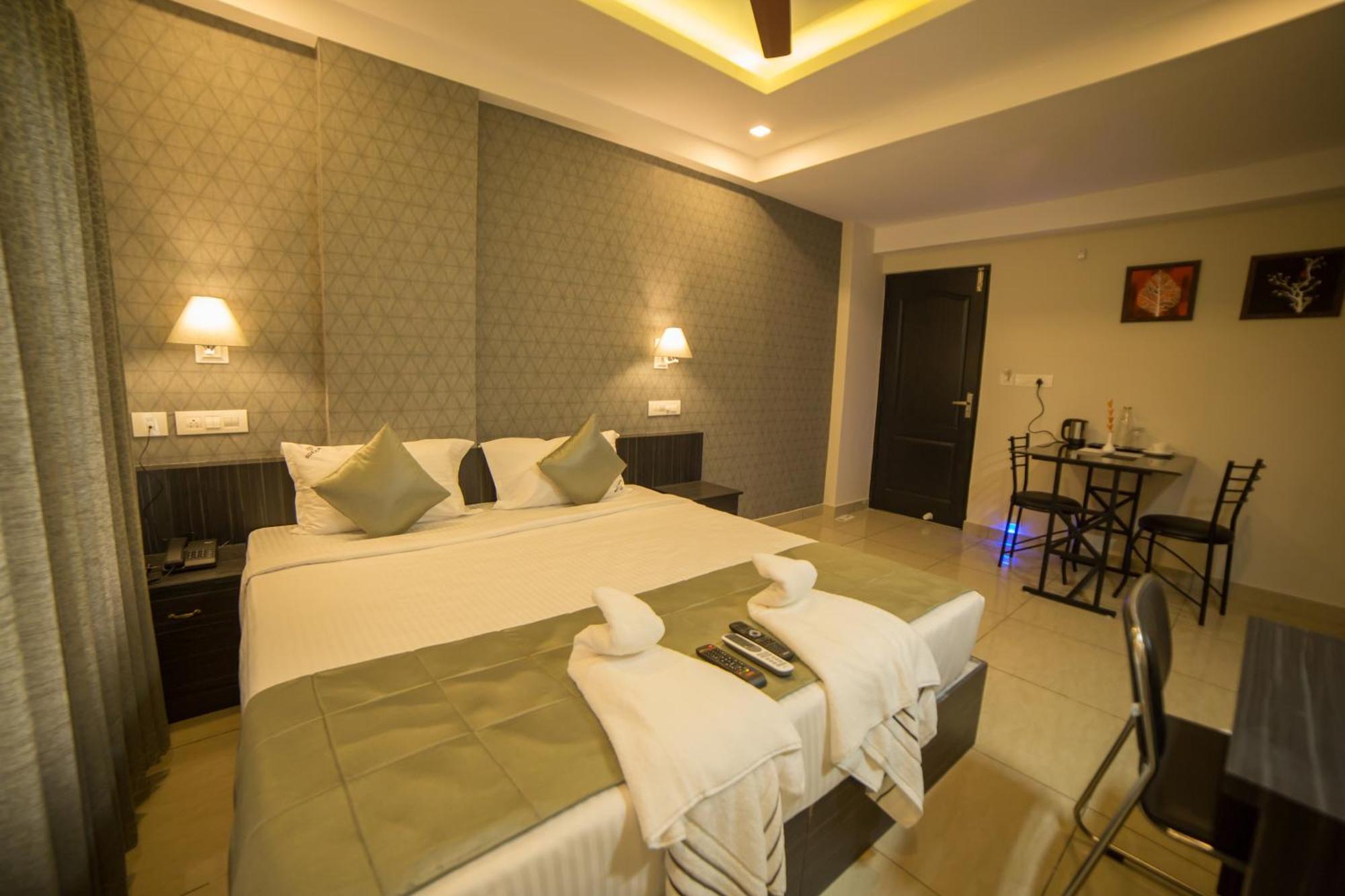 South Gate Residency Hotel Kochi Exterior foto