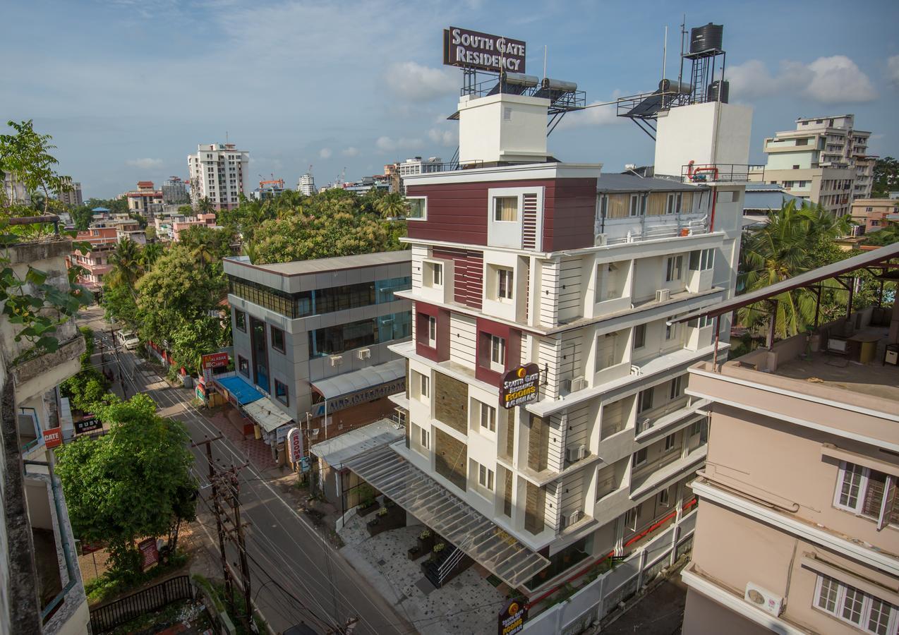 South Gate Residency Hotel Kochi Exterior foto