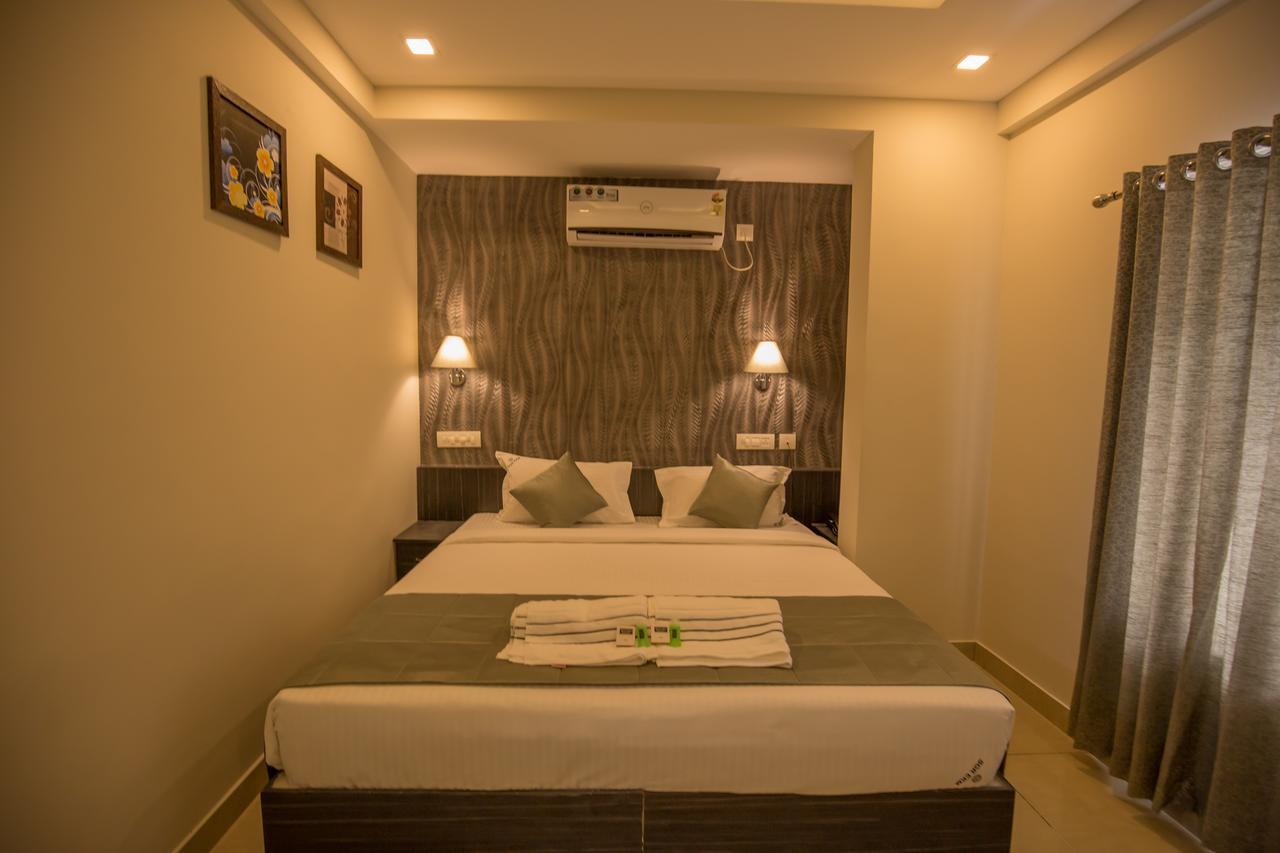 South Gate Residency Hotel Kochi Exterior foto